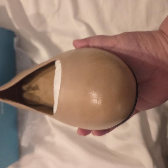 SoftWalk Tan Leather Flats with Cushioned Footbed - Picture 6 of 13